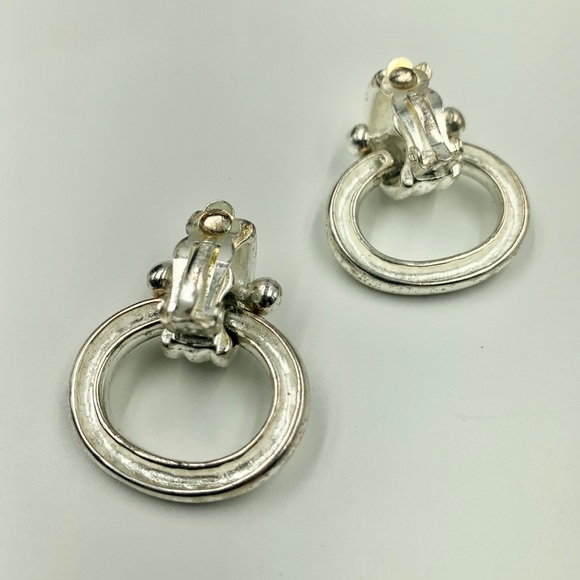 Large Erwin Pearl door knocker designer earrings - Picture 2 of 3